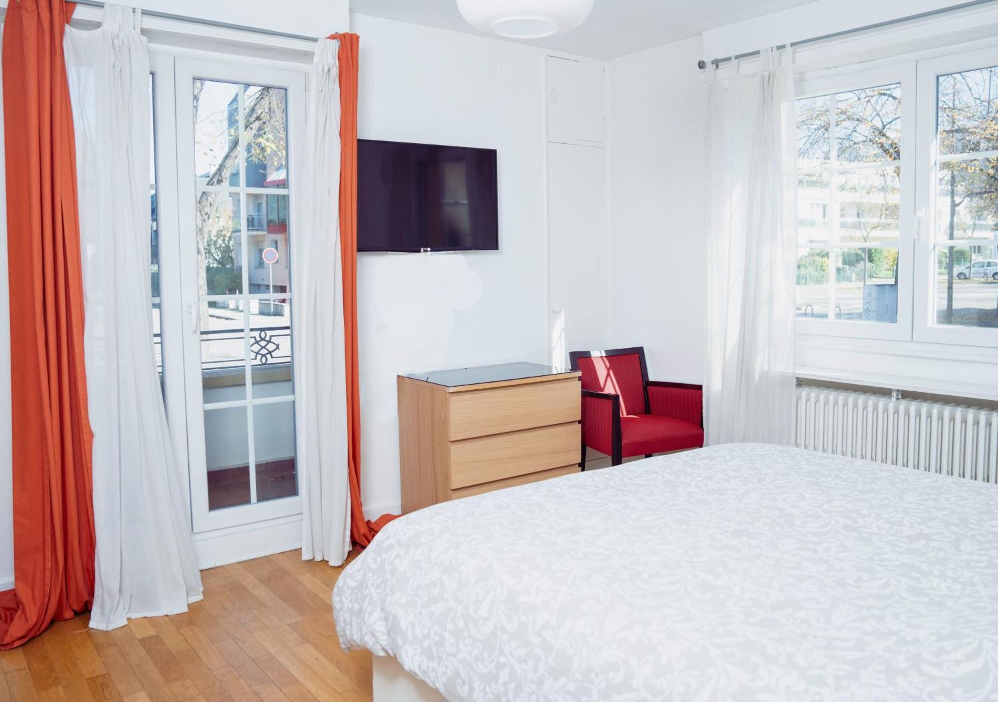 Charmant Appartement Avec Terrasse Dans Villa Straatsburg Buitenkant foto